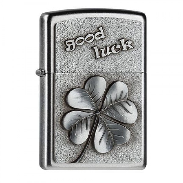 Feuerzeug Zippo Good Luck Clover aus Chrom satiniert in silber seidenmatt mit Emblem
